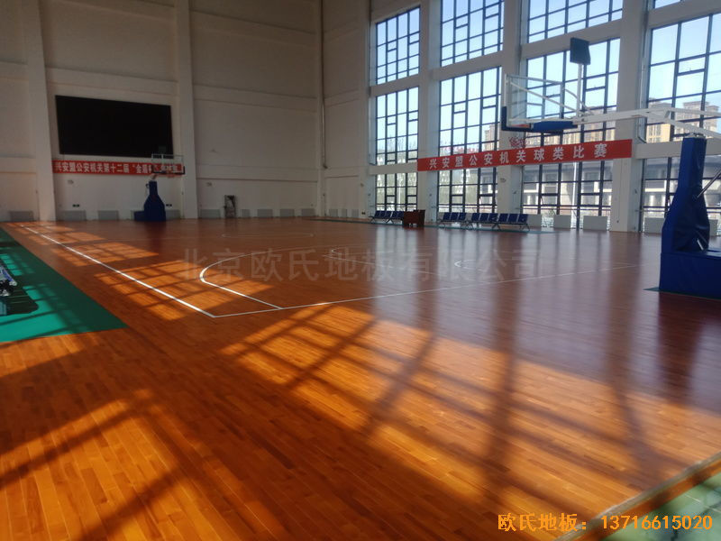 乌兰浩特兴安盟公安局体育木地板铺装案例