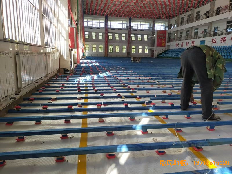 鄂尔多斯准格尔旗世纪中学体育木地板安装案例
