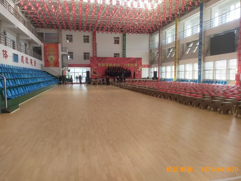 鄂尔多斯准格尔旗世纪中学体育木地板安装案例