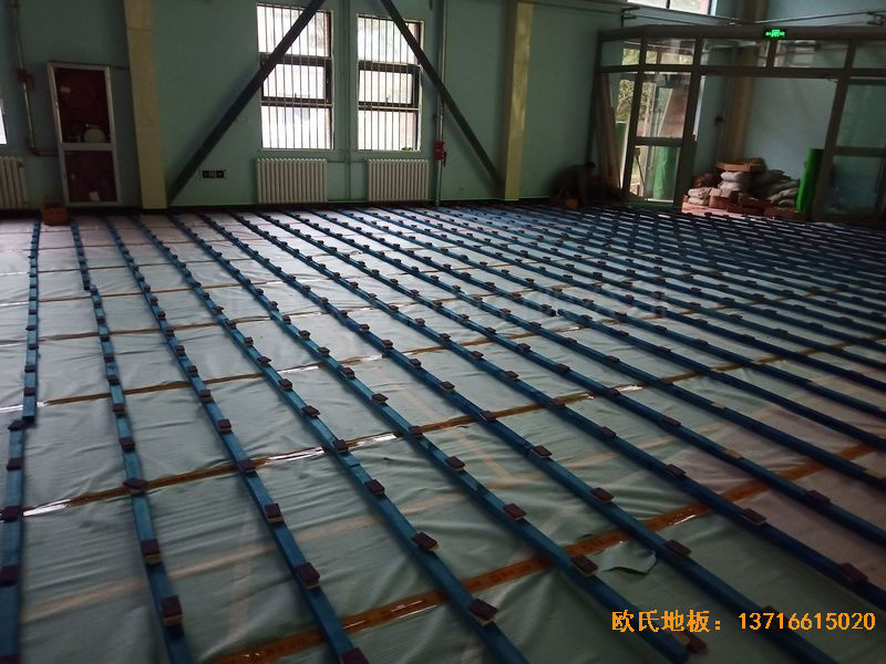 青海西宁市城西区新宁路18号中国科学院体育木地板施工案例