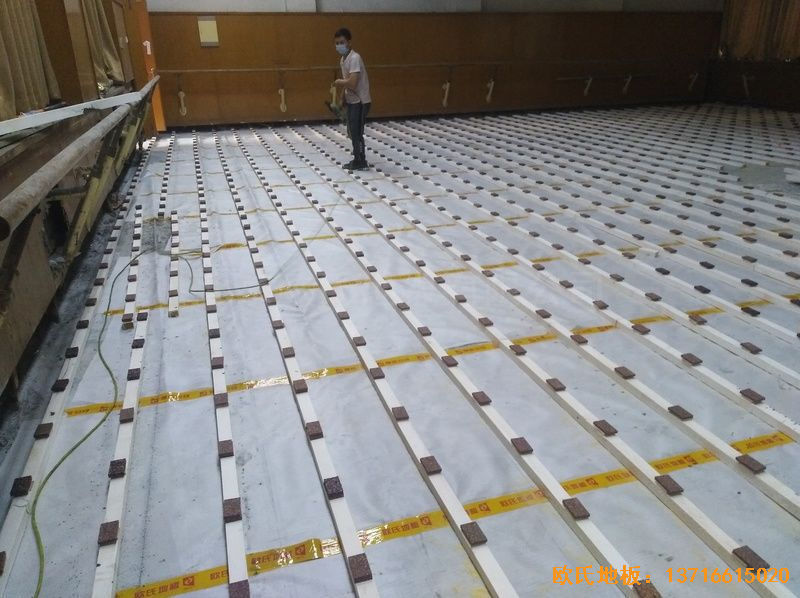 北京舞蹈学院体育木地板铺设案例