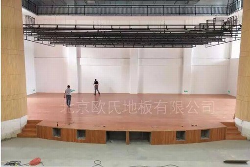 南京师范大学中北学院丹阳项目舞台木地板案例-2