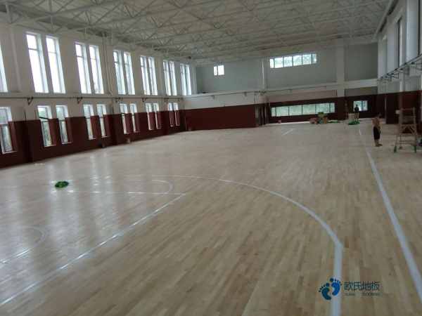 优惠的篮球场地地板生产公司