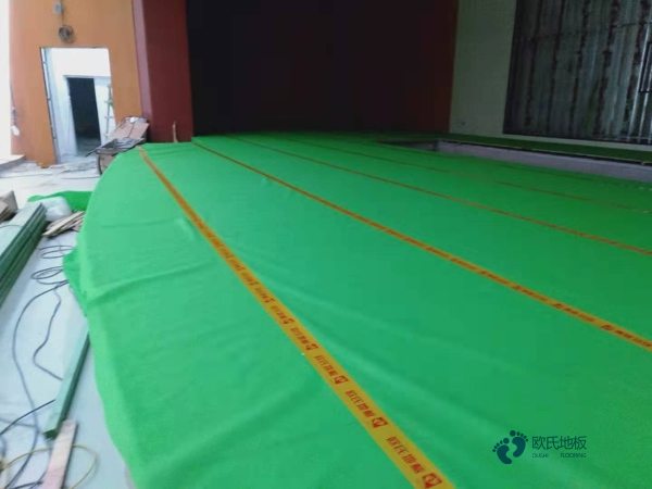 学校运动场馆木地板施工流程