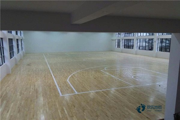 体育篮球木地板施工价格