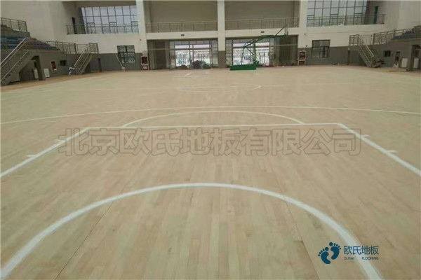 单龙骨体育篮球木地板怎么保养