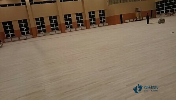 运动篮球地板厂家报价