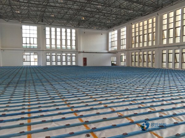 知名运动地板施工团队