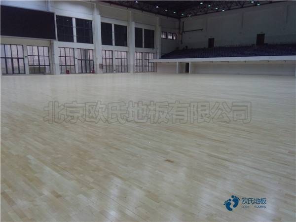 哪有体育篮球木地板价格便宜