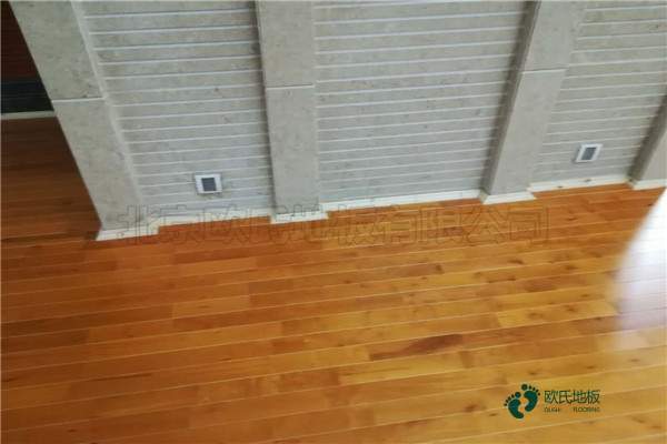 枫桦木篮球体育地板更便宜的多少钱一平方米