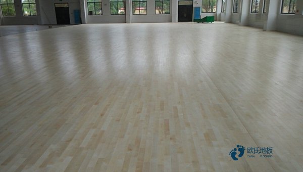 室内运动木地板怎么选