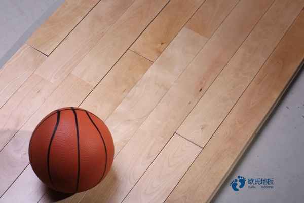 悬浮篮球运动木地板配色