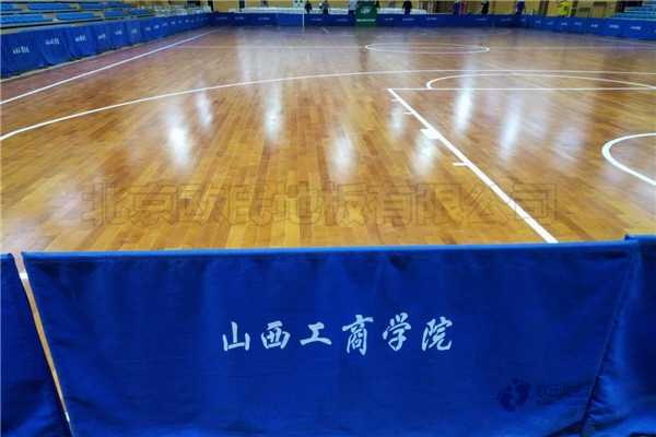 销售体育地板多钱一平