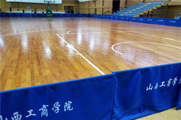 销售体育地板多钱一平