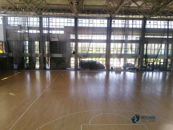 大学运动体育木地板施工单位1