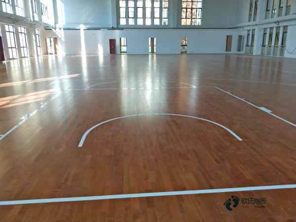 学校篮球地板质量要求1