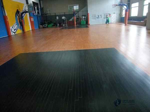 单龙骨篮球场地板保养方法3
