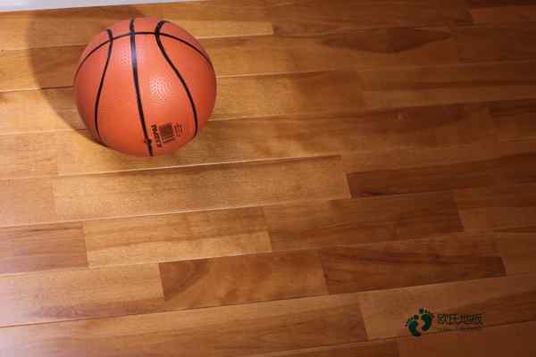 学校篮球场木地板选择哪种比较好3