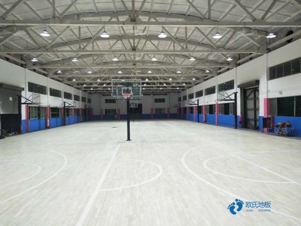 学校篮球馆木地板厚度1