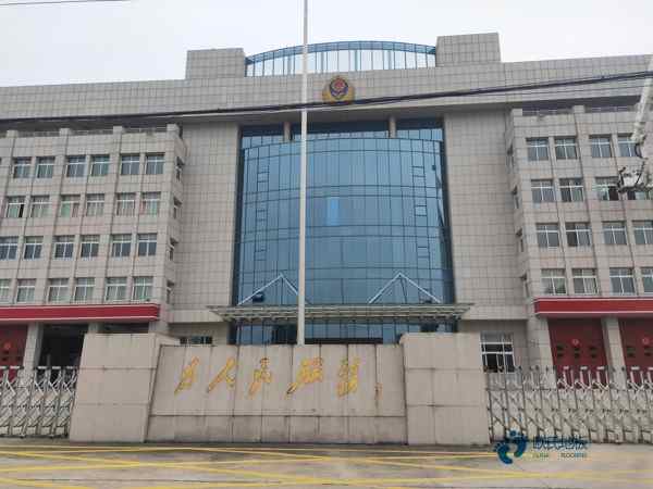 大学体育木地板施工1