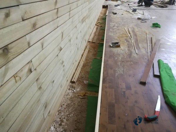 校园运动篮球地板施工流程2