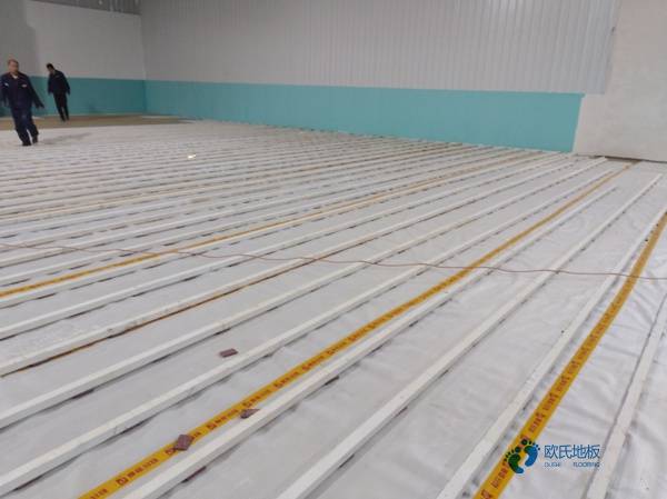 质量好篮球馆地板施工步骤2