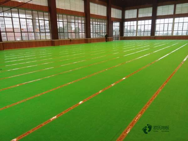 定制体育地板多少钱能下来