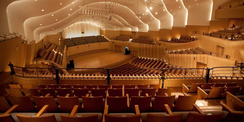 学校松木舞台体育地板施工流程1