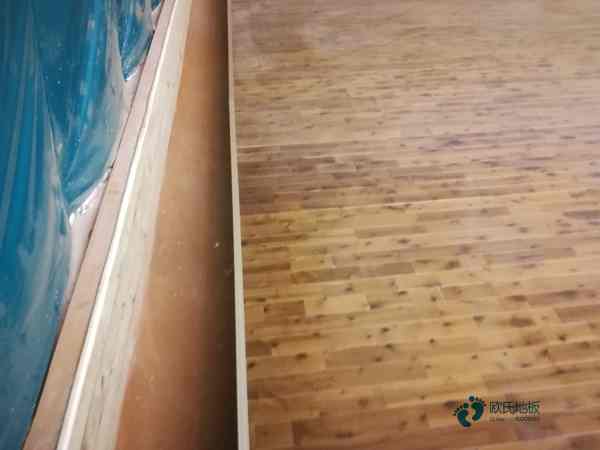 优惠的篮球体育地板包工包料