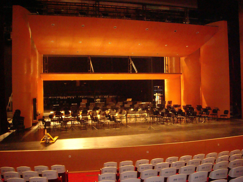 俄勒冈松舞台体育地板哪个牌子较环保1