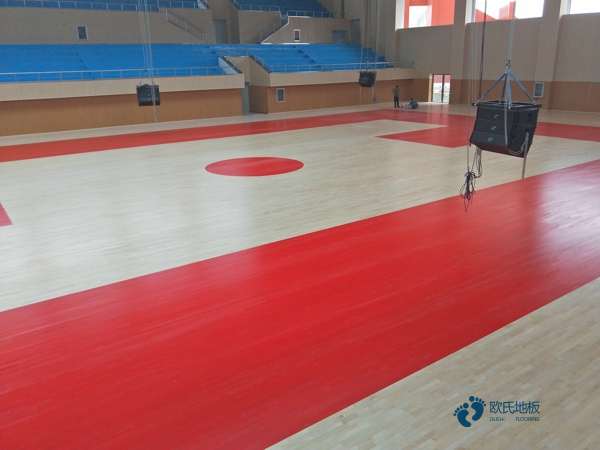 悬浮式体育运动木地板如何清洁