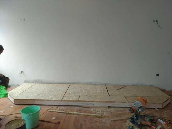 校园体育场馆地板施工3