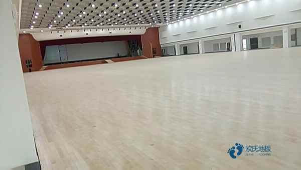 国标体育运动地板施工流程3