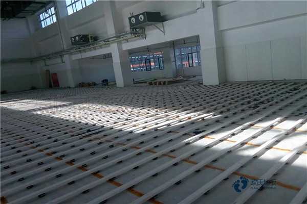 高品质运动体育地板贵不贵