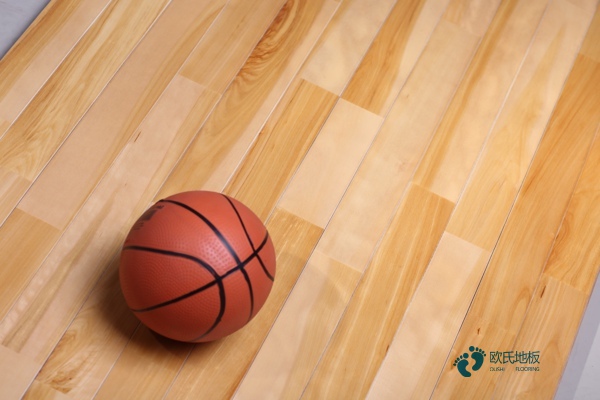 常用运动篮球地板哪个牌子比较好1